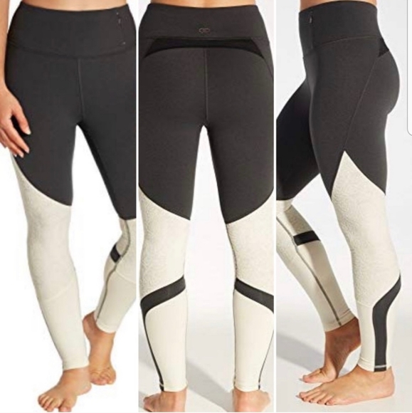 CALIA by Carrie Underwood Pants - Calia Carrie Underwood Limited Edition leggings xs